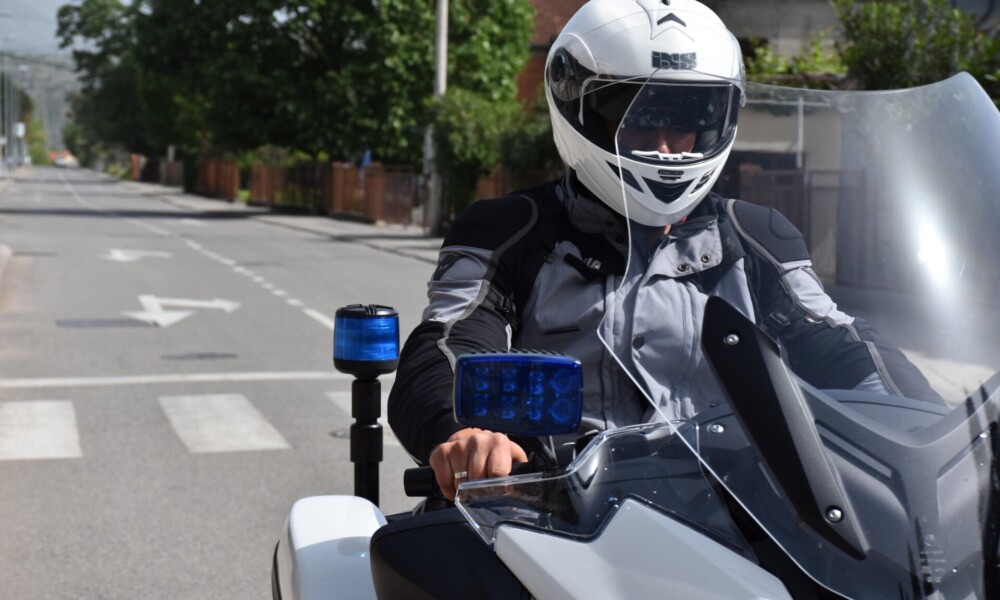 FaL3HfdWYAA6BtS 1000x600