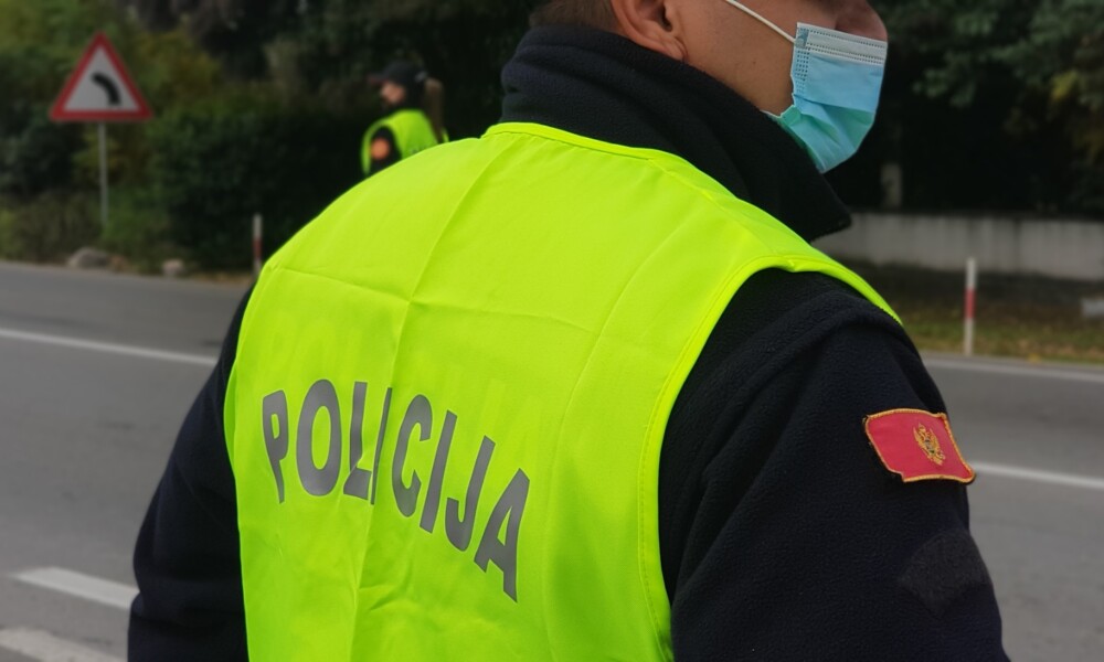 Policija 1 1000x600