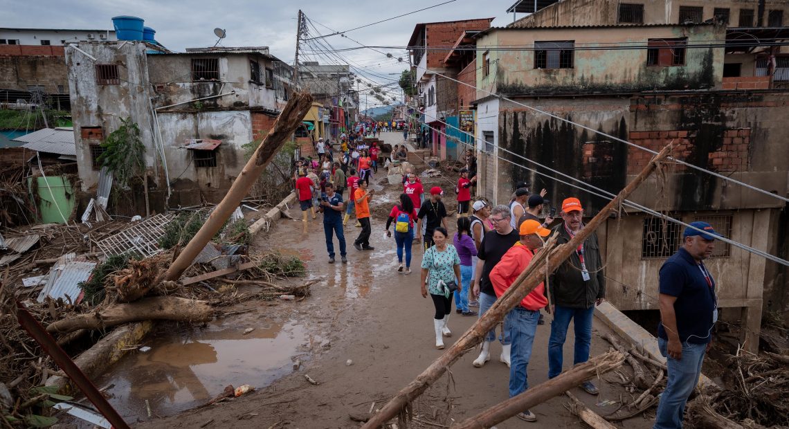 Twenty five dead and more than 50 missing due to landslide in central Venezuela